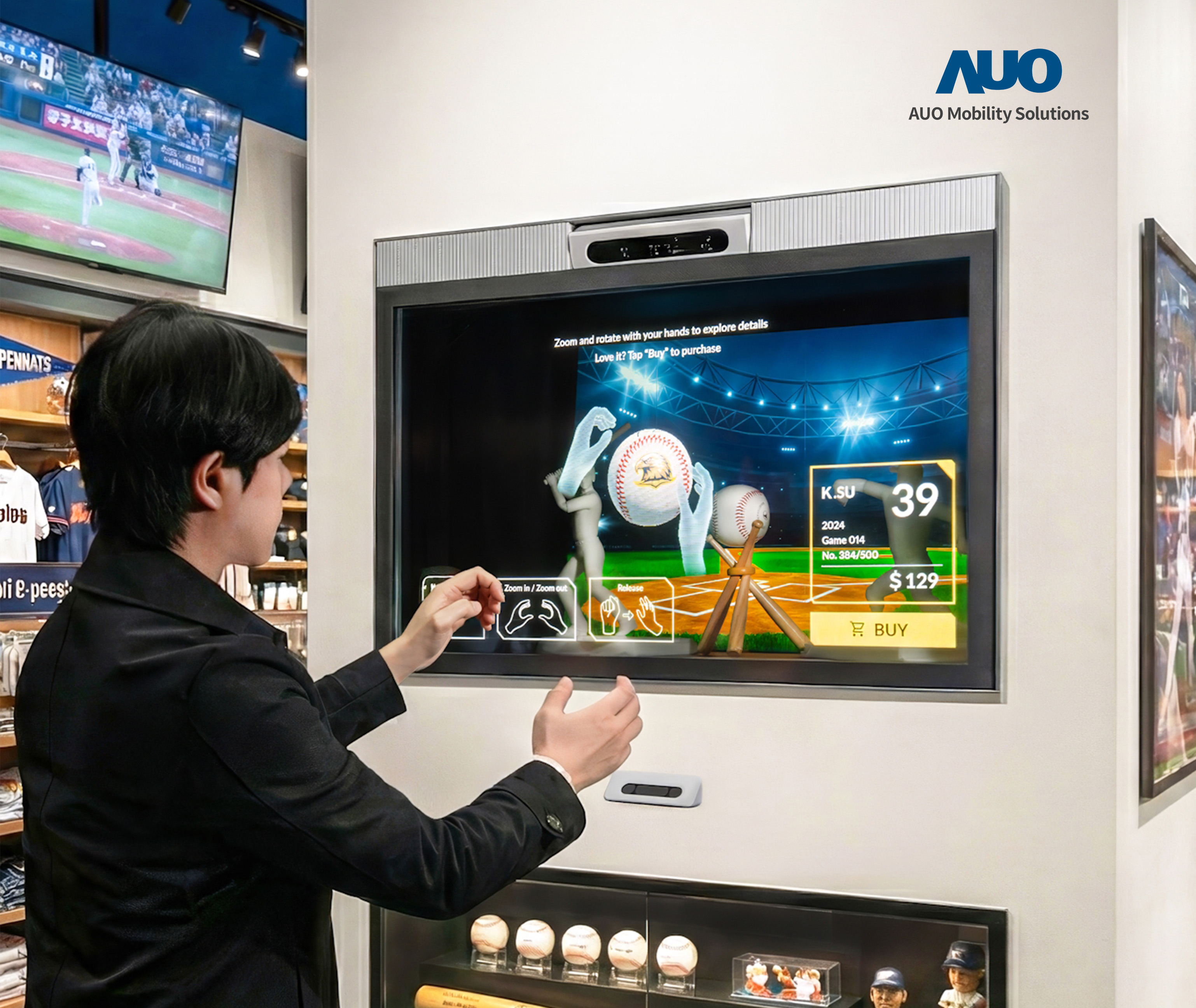 64吋Sports AR Solution提供实体赛事与Micro LED透明显示器对应互动的运用，对于参赛者或队伍有更多信息需了解，或更多营销互动，都可轻松在透明显示屏幕上完成，助攻营销互动新纪元。