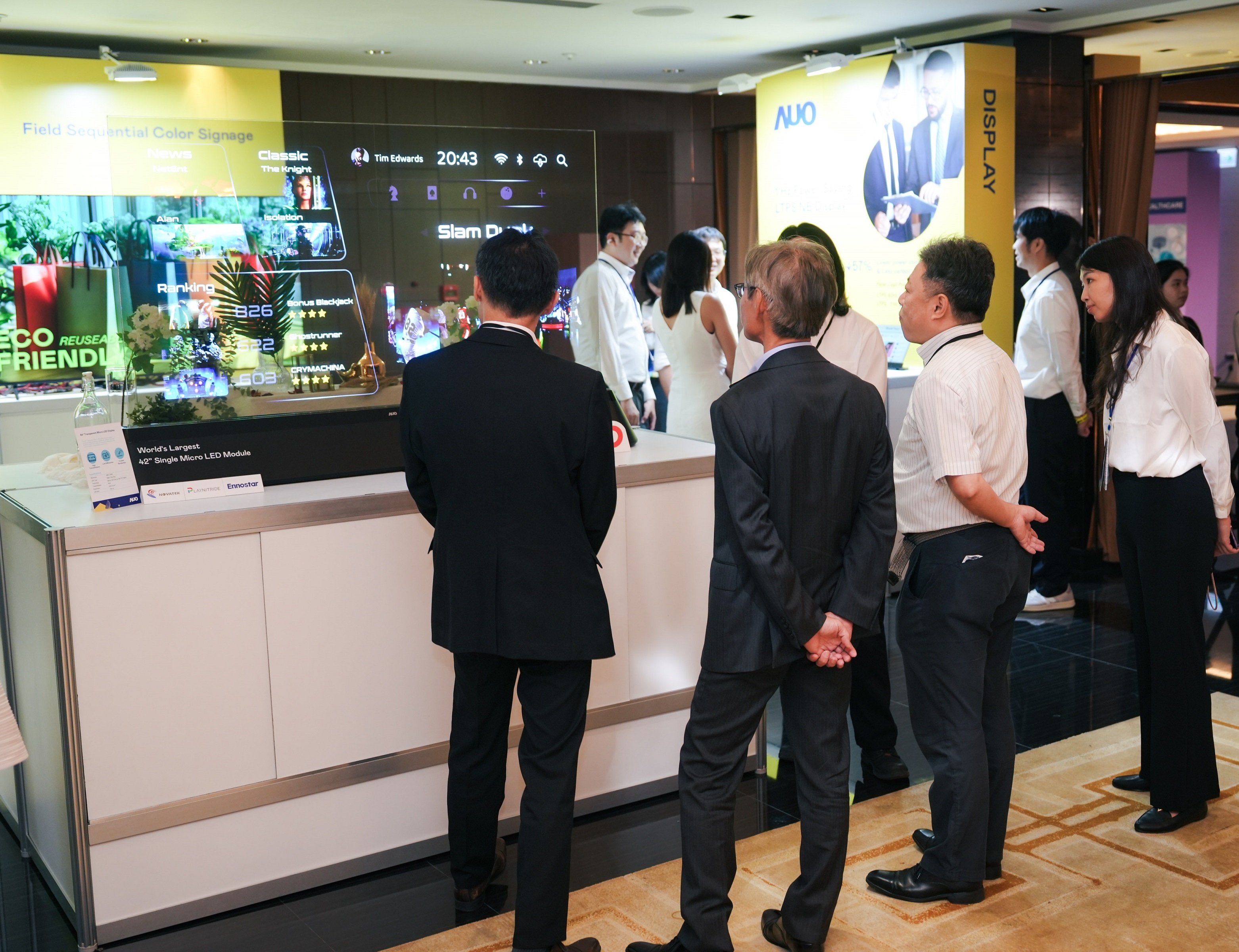 现场亦规划多项技术产品展示，涵盖材料、设计到系统整合，让与会伙伴见证开云电竞技术深度与前瞻视野带来的共创可能性